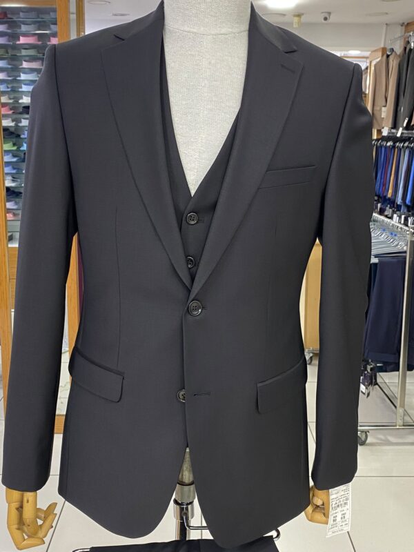 High-End Quality 3-Piece Men's Suit