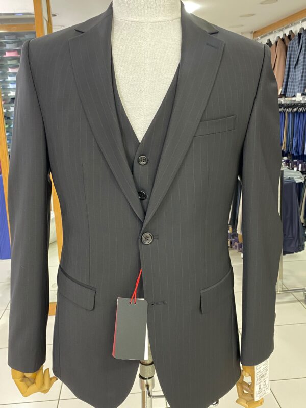 High-End Quality 3-Piece Men's Suit