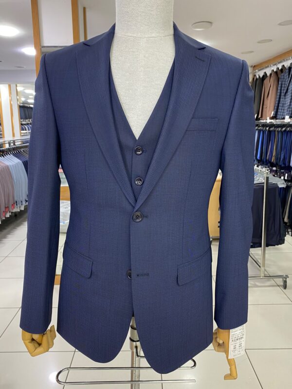 High-End Quality 3-Piece Men's Suit